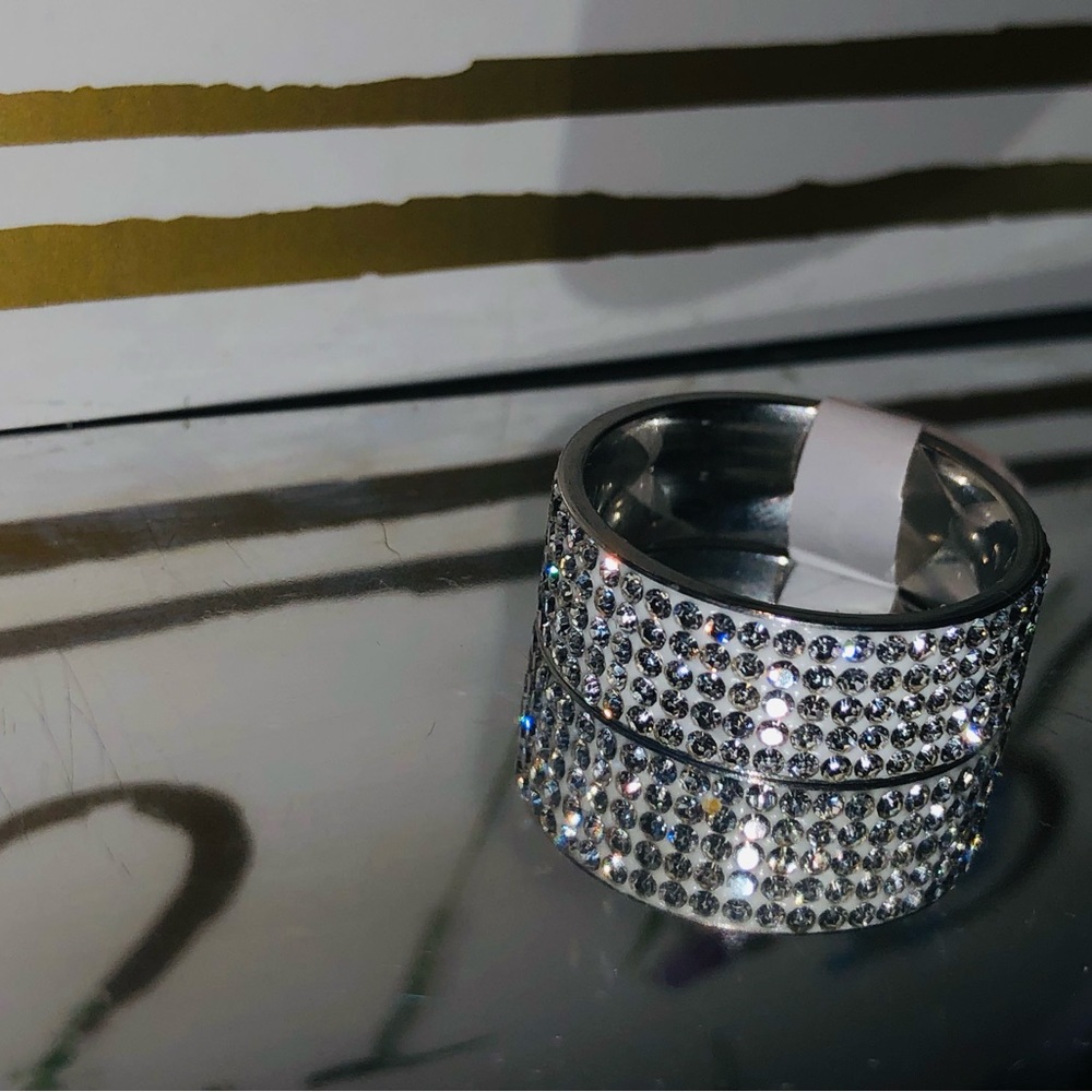 🎄🎁Stunning Micro Pave Diamond Moissanite engagement wedding Ring size 8